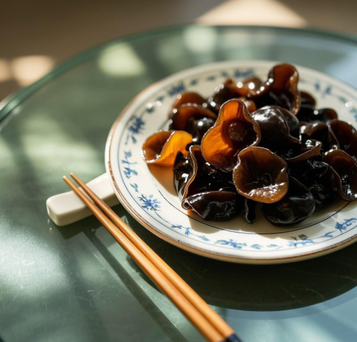 木耳久泡真的會(huì)產(chǎn)生劇毒嗎？食品安全檢測(cè)儀的原理與應(yīng)用